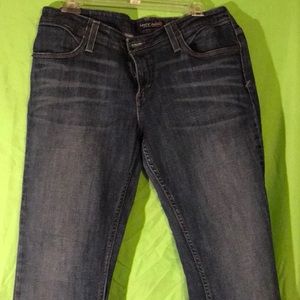 Levi Jeans Womens size 15 M